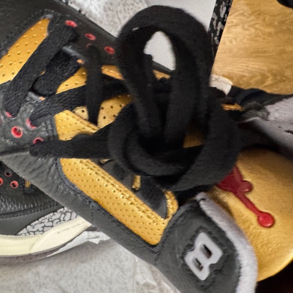Air Jordan 3 Retro 'Black Gold' - Picture 8 of 9